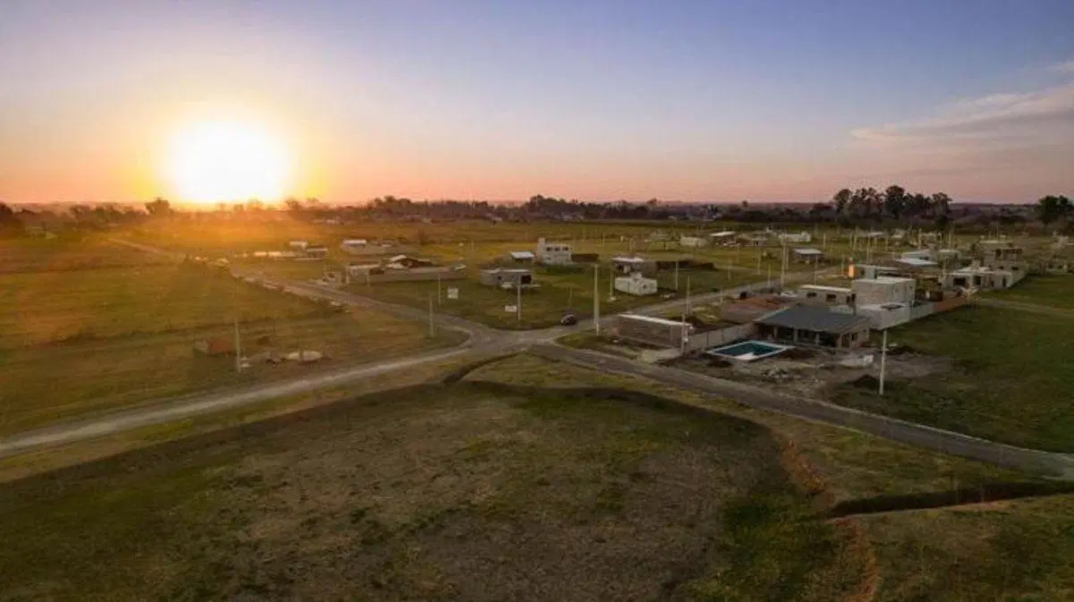 Venta terreno 550 m2 Fincas de Ibarlucea 3