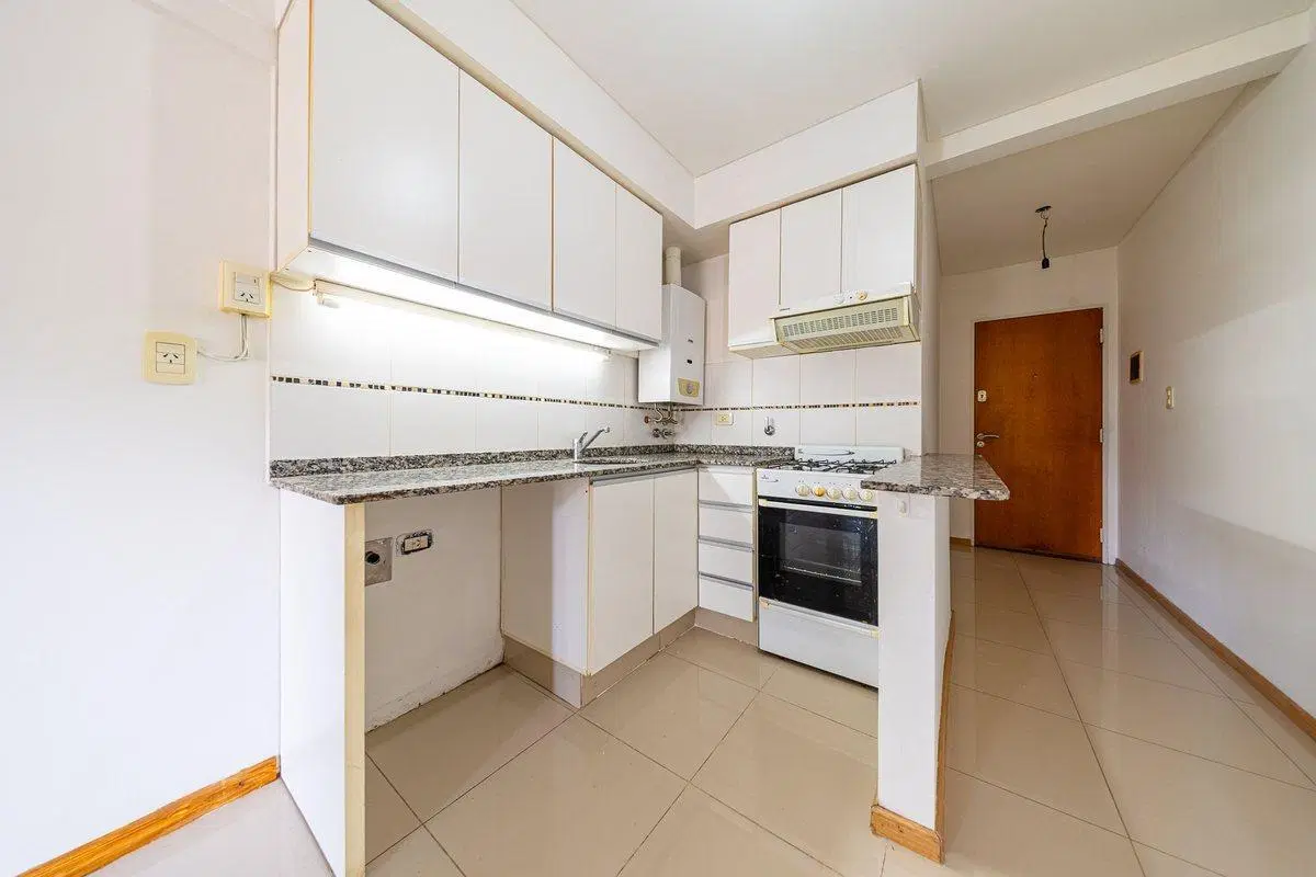 DEPARTAMENTO DE 1 DORMITORIO EN VENTA CON BALCÓN 3