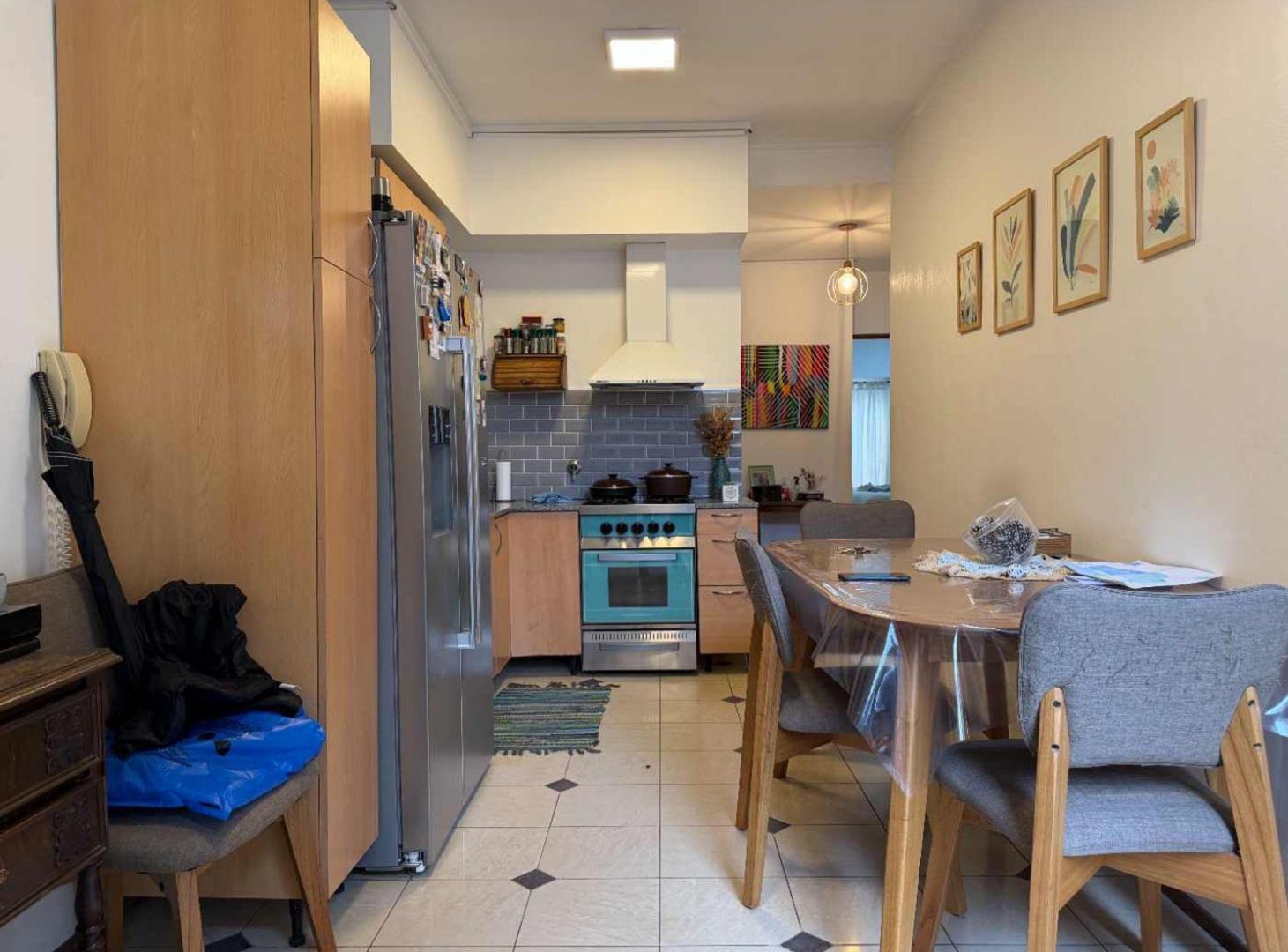 Foto de DEPTO 2 DORMI CON COCHERA EN VENTA BARRIO LOURDES, imagen 5