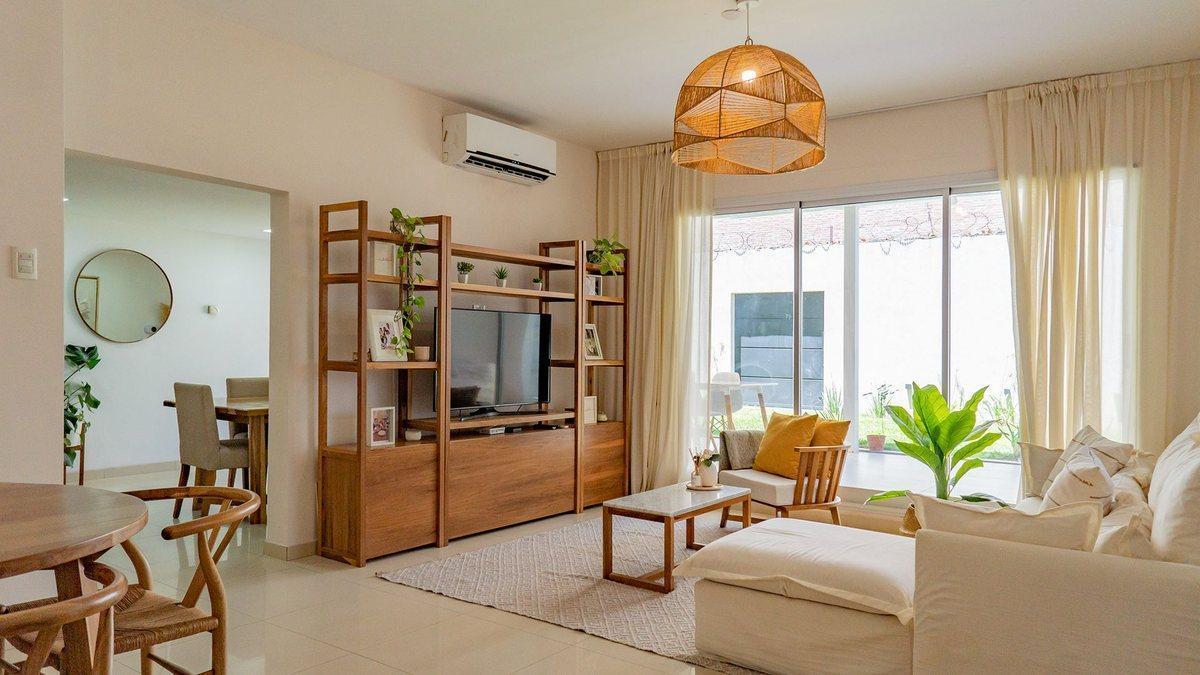 Foto de CASA DE 3 DORMIS - EN VENTA - GALERIA Y JARDIN, imagen 1