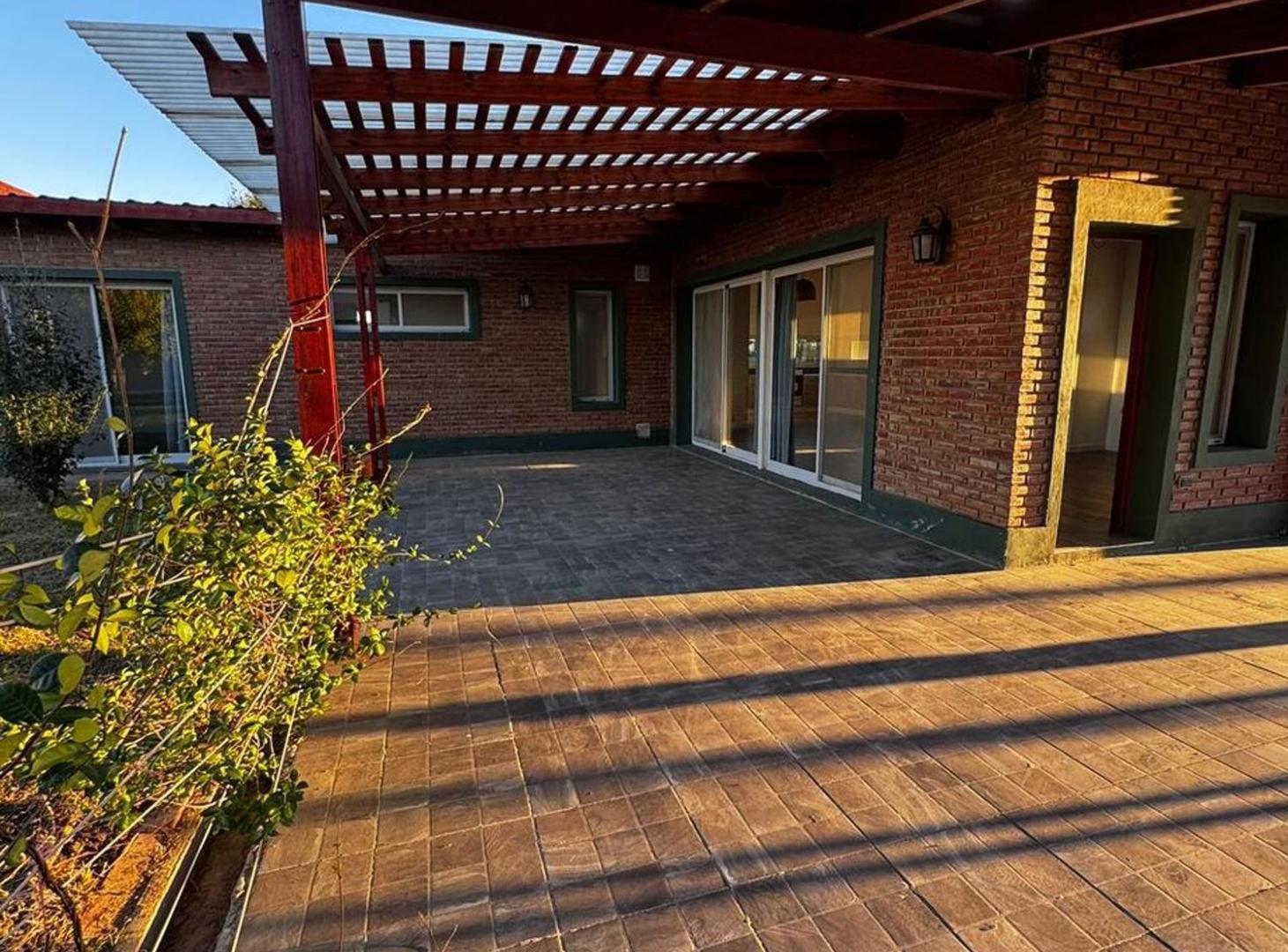 Foto de CASA 2 DORMITORIOS EN LAS CASUARINAS, imagen 4