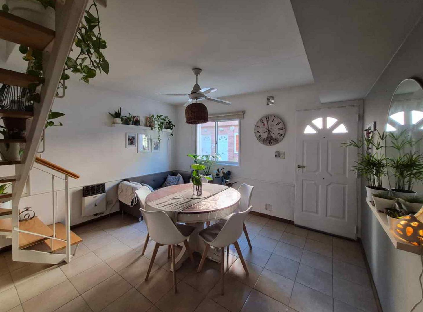 Foto de VENTA DE DTO DE PASILLO 2 DORMIT CON DOS PATIOS, imagen 1