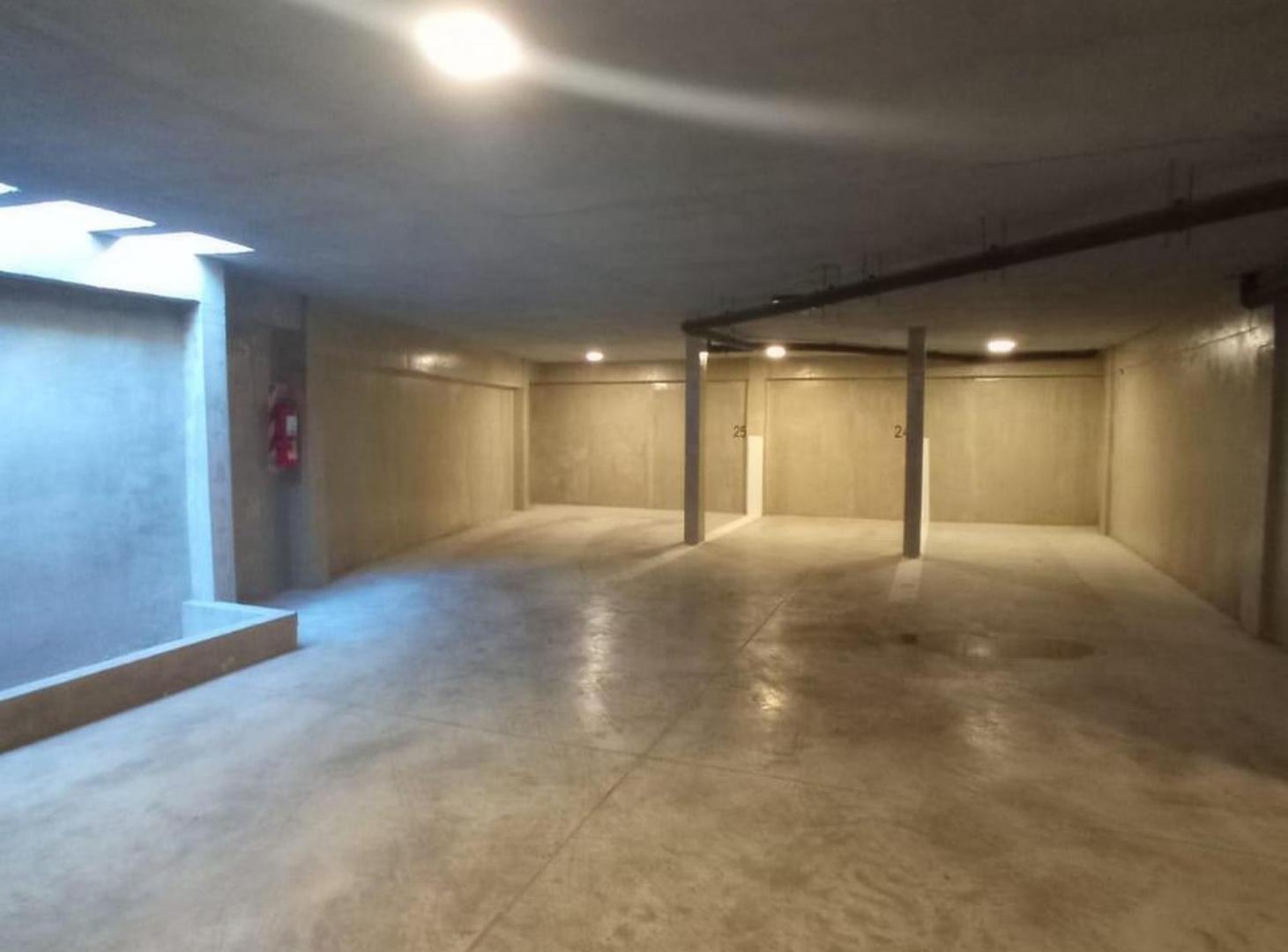 Foto de COCHERA VENTA CORDOBA Y AVELLANEDA, imagen 3