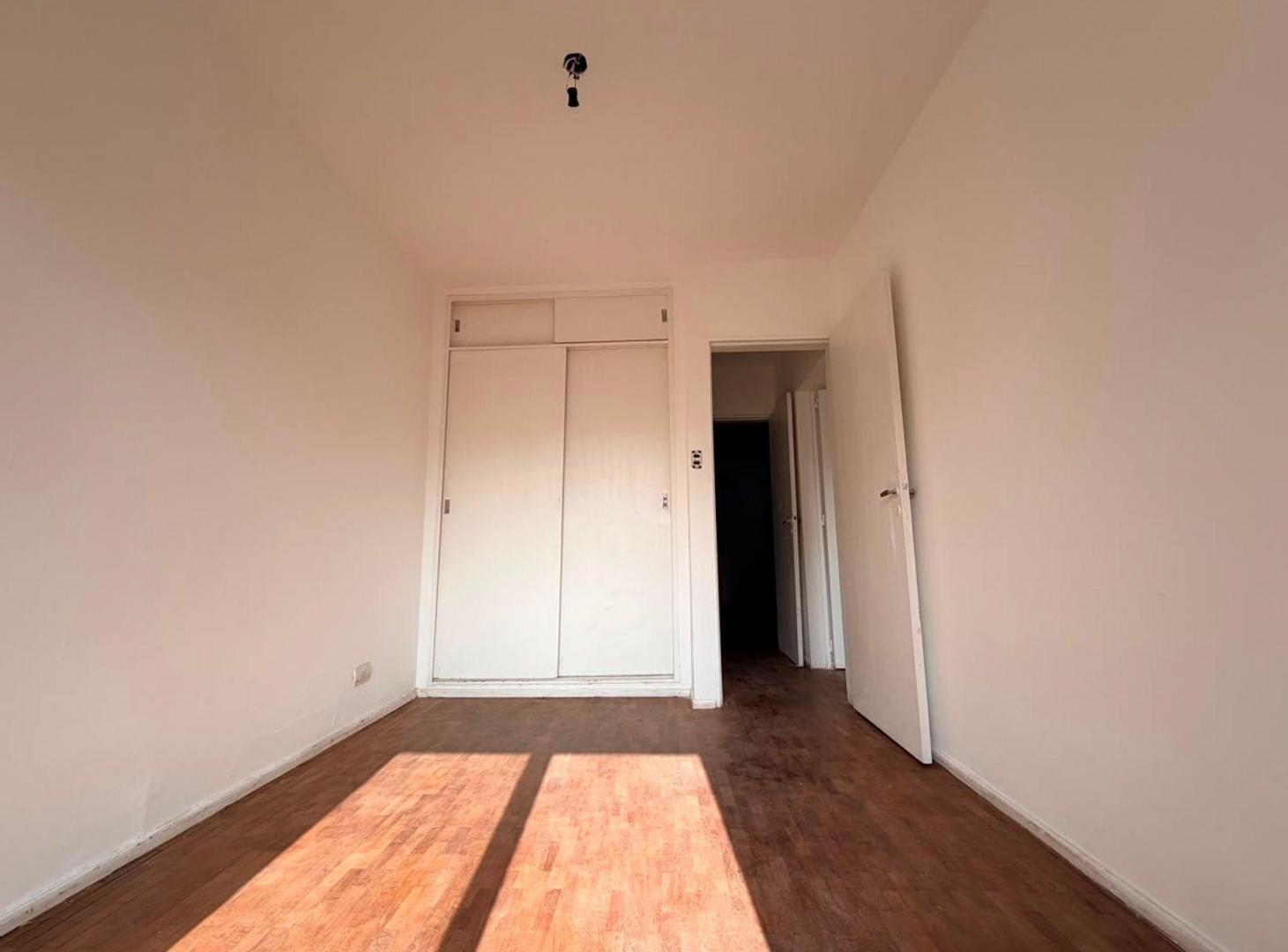Foto de ALQUILER DEPARTAMENTO 2 DORMITORIOS POR PELLEGRINI, imagen 5
