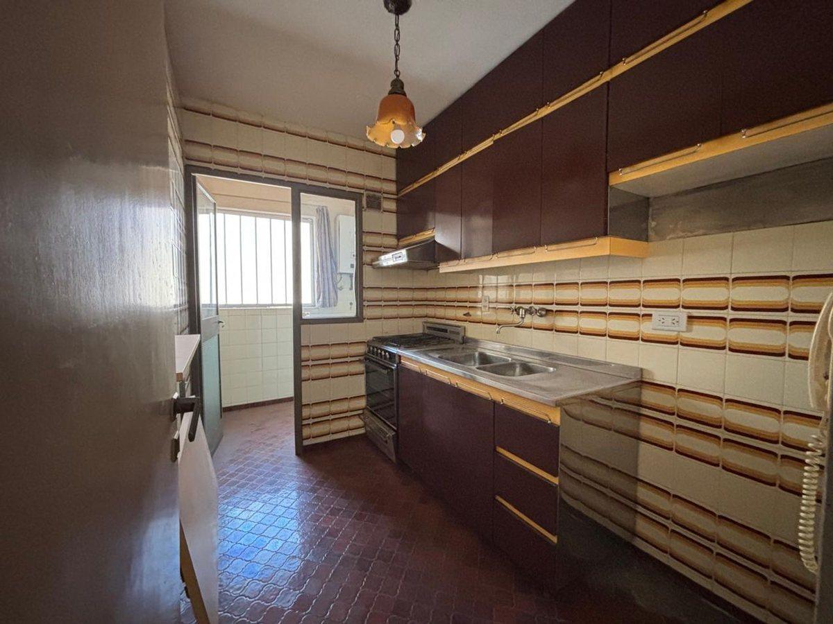 Foto de VENTA DEPTO 1 DORMITORIO CON BALCON- CENTRO, imagen 4