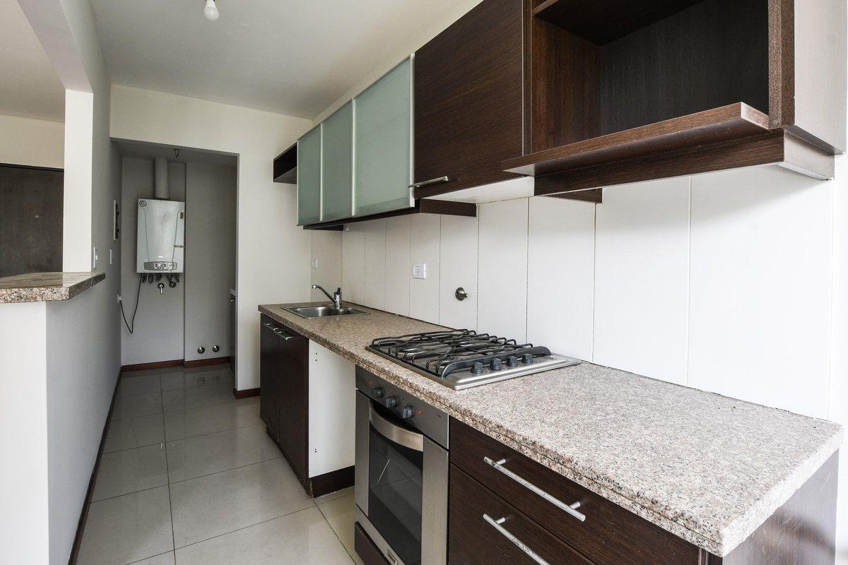 Foto de VENTA. DPTO 1 DORMITORIO C/COCHERA. CONDO ALTO II, imagen 3