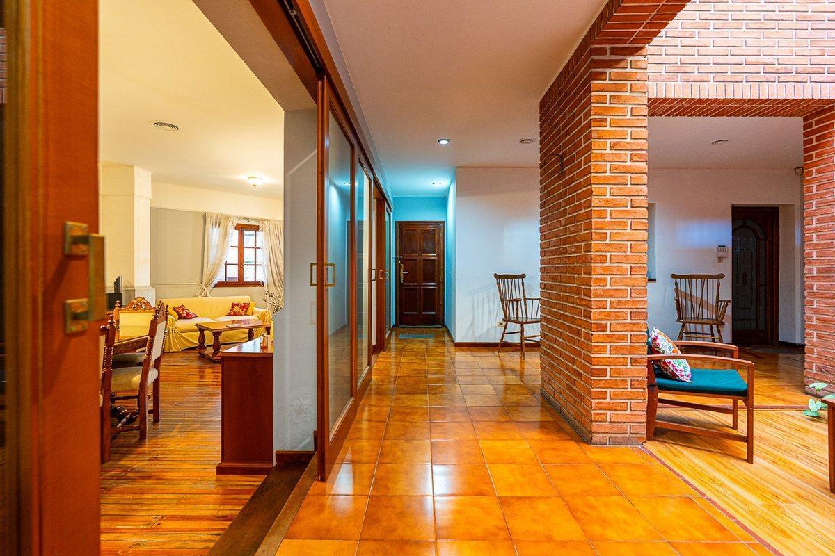 Foto de VENTA CASA 3 DORM. COCHERA JARDIN Y PILETA, imagen 3