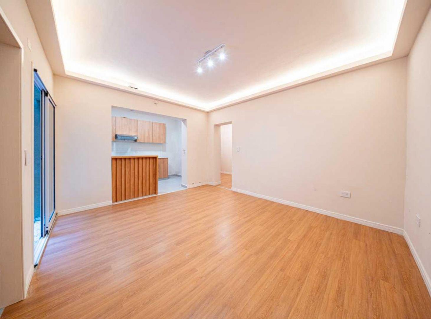 Foto de PH 3 DORMITORIOS PATIO Y 2 BAÑOS ESTRENAR VENTA, imagen 2