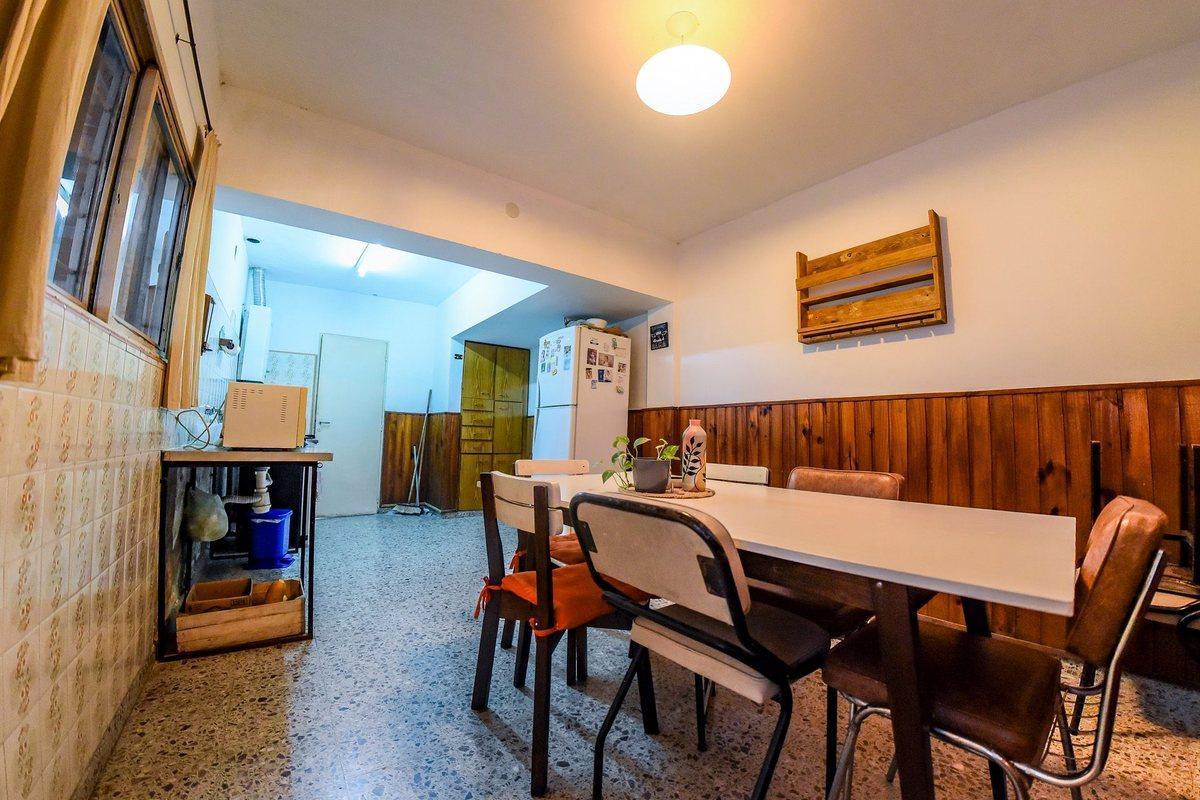 Foto de OPORTUNIDAD ! CASA A LA VENTA EN BARRIO INDUSTRIAL, imagen 1