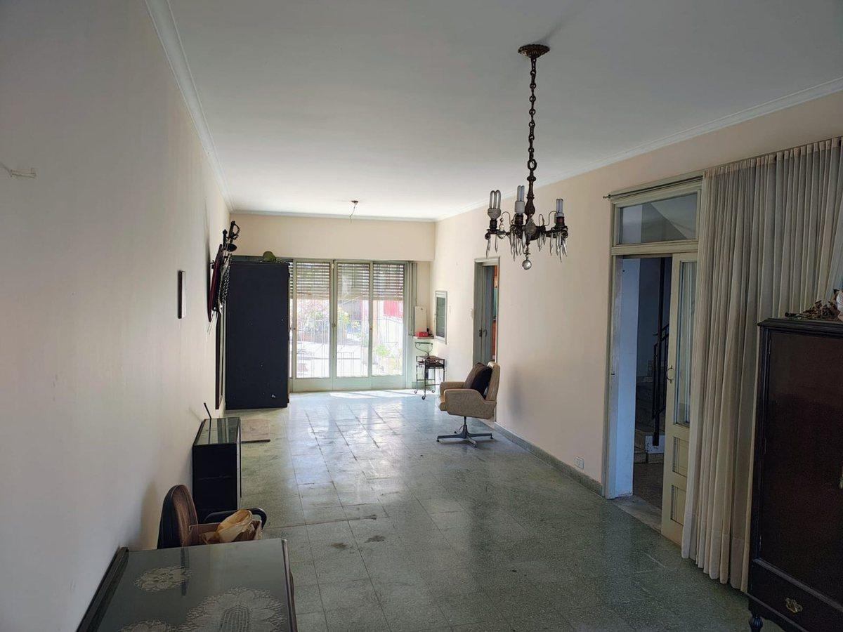 Foto de AMPLIA CASA 4 DORM CON BALCON ATERRAZADO Y PATIO, imagen 3