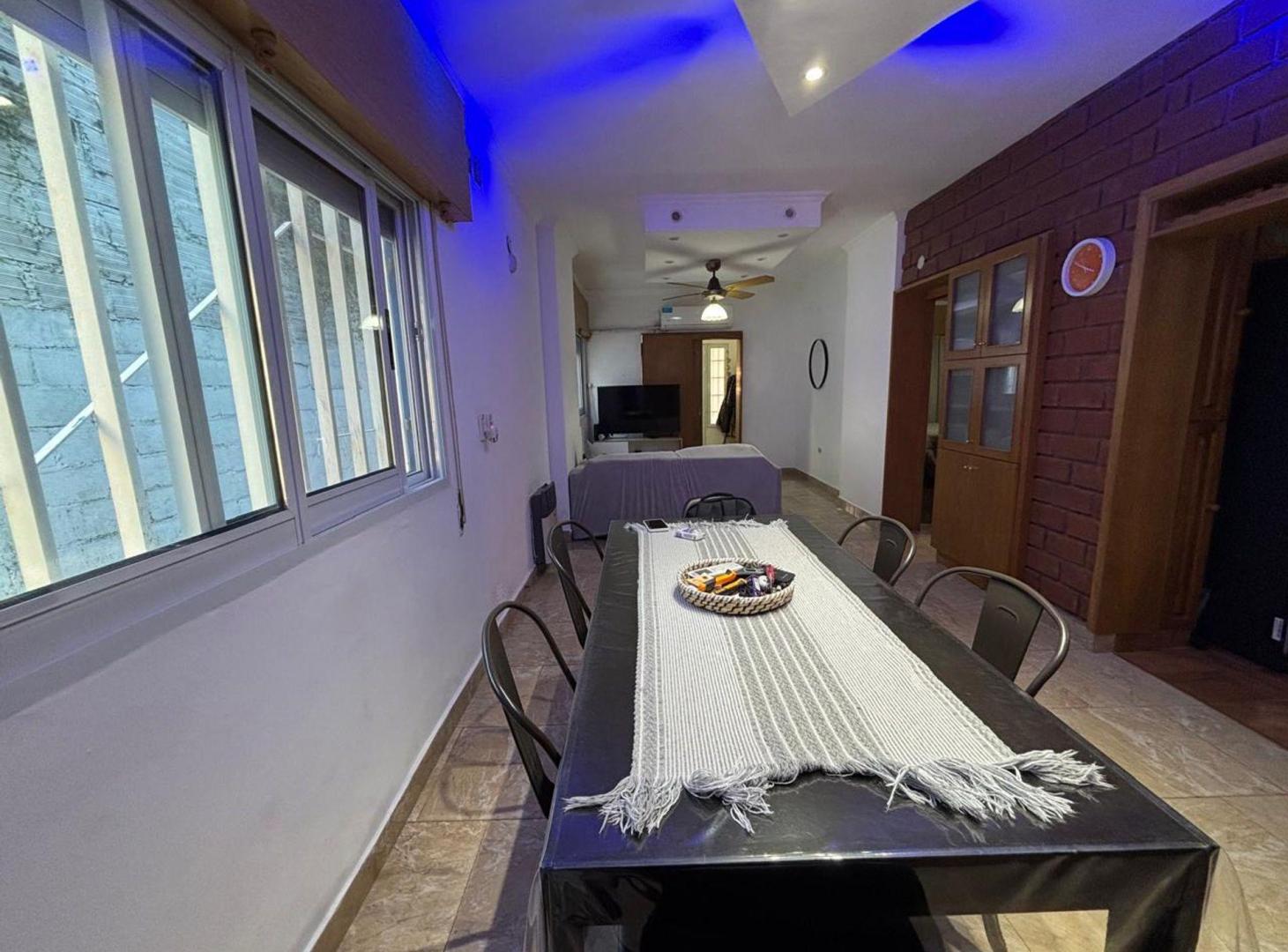 Foto de VENTA CASA 3 DORMITORIOS-PILETA-QUINCHO-COCHERA, imagen 1