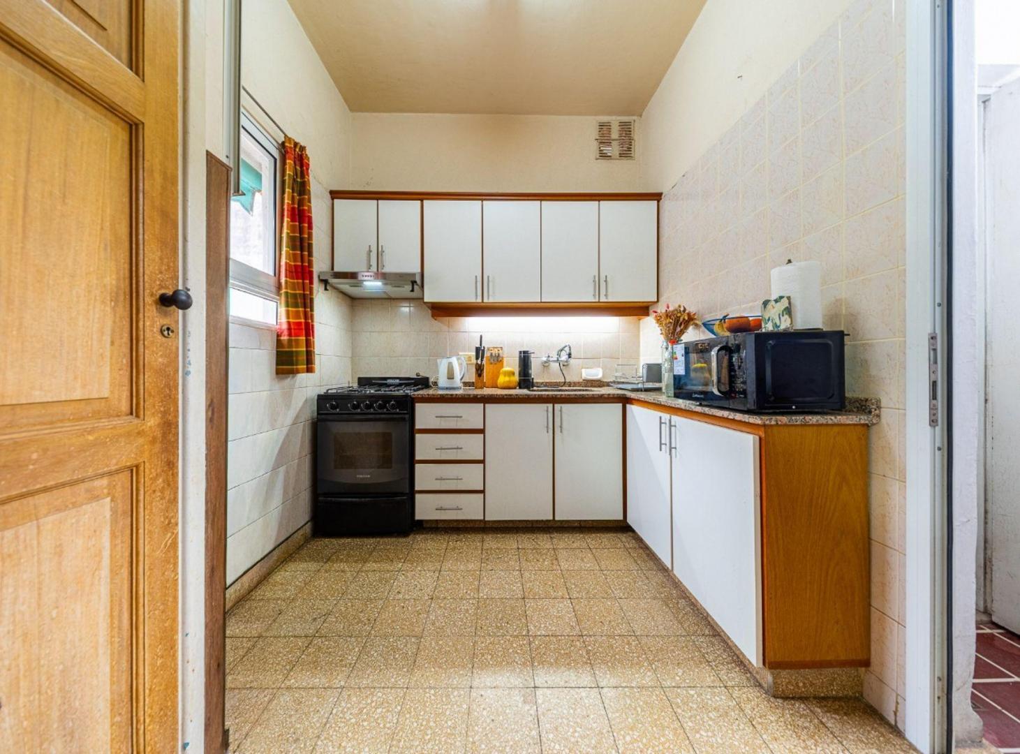 Foto de VENTA PH DEPARTAMENTO 2 DORMITORIOS ROSARIO CENTRO, imagen 5