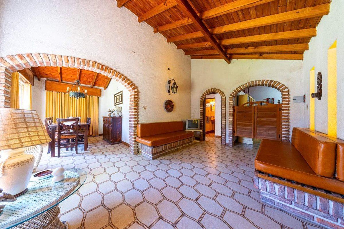 Foto de VTA CASA 2 DORMITORIOS Y GRAN TERRENO EN FUNES, imagen 5