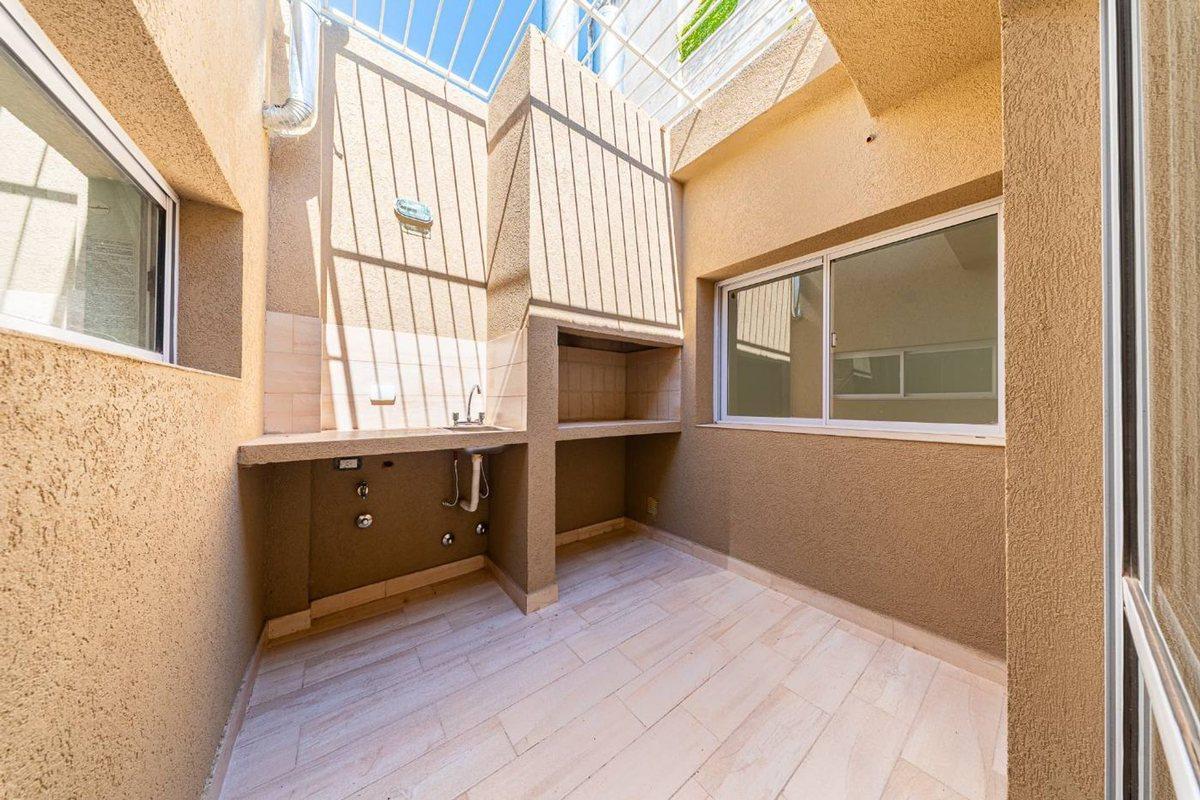 Foto de VENTA PASILLO NO PH 2 DORMITORIOS RECICLADO PATIO, imagen 2