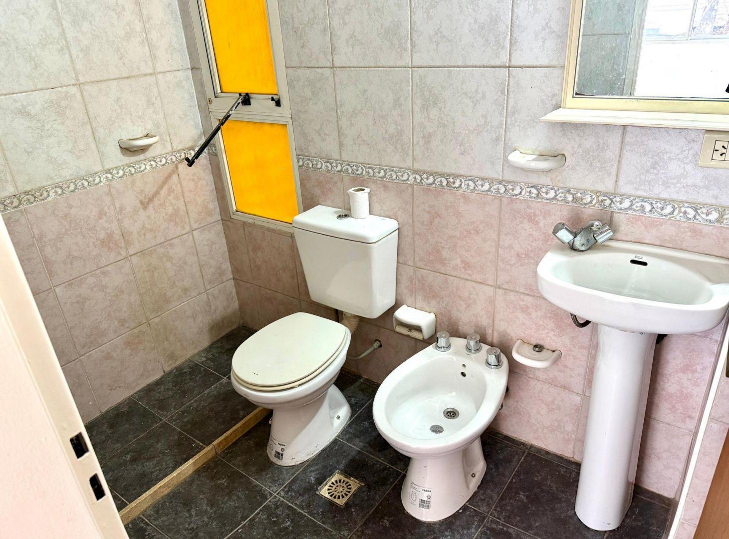 Foto de VENTA MONOAMBIENTE PICHINCHA - ASCENSOR, imagen 3