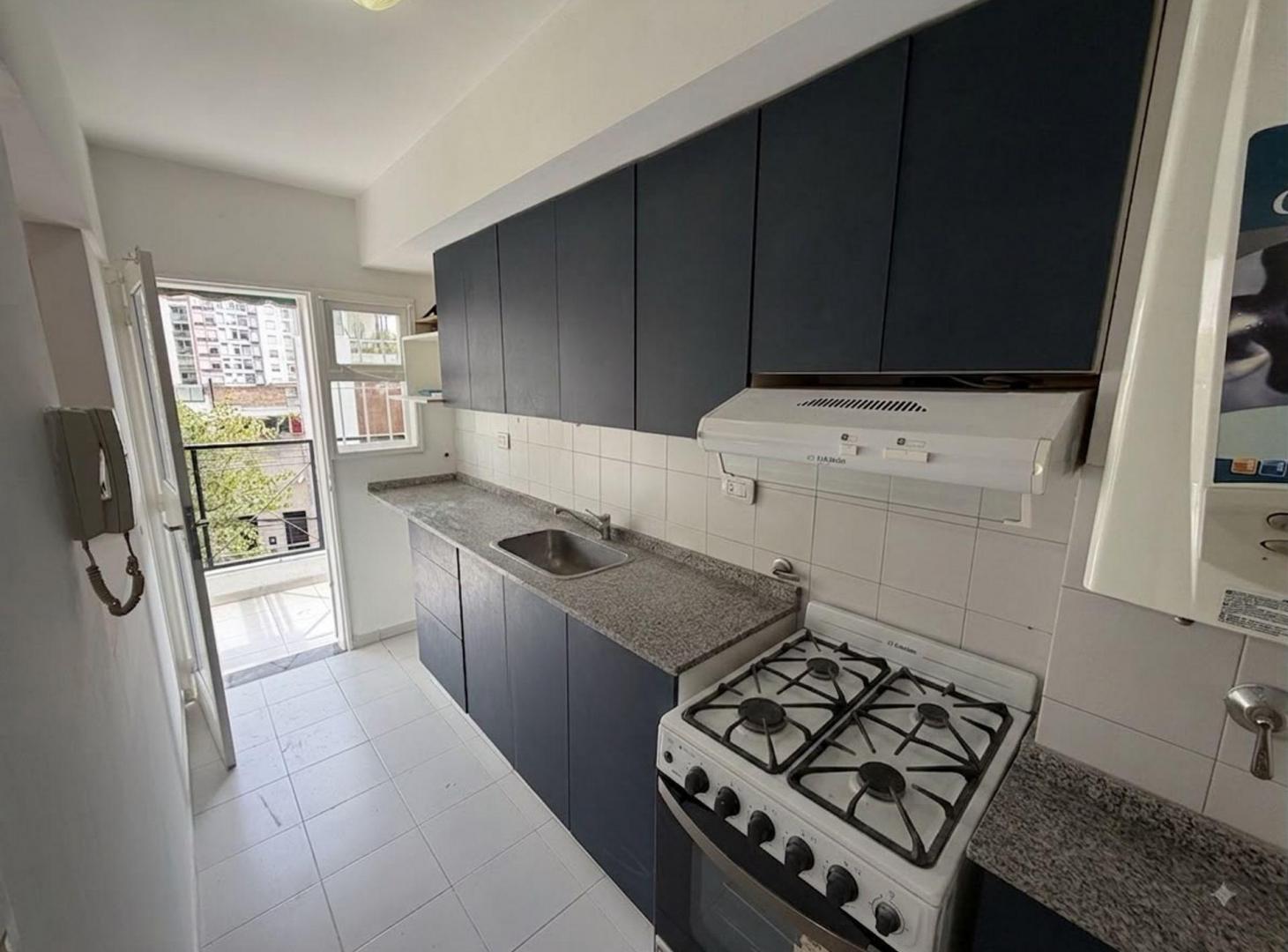 Foto de Alquiler departamento 1 dormitorio barrio Lourdes, imagen 4