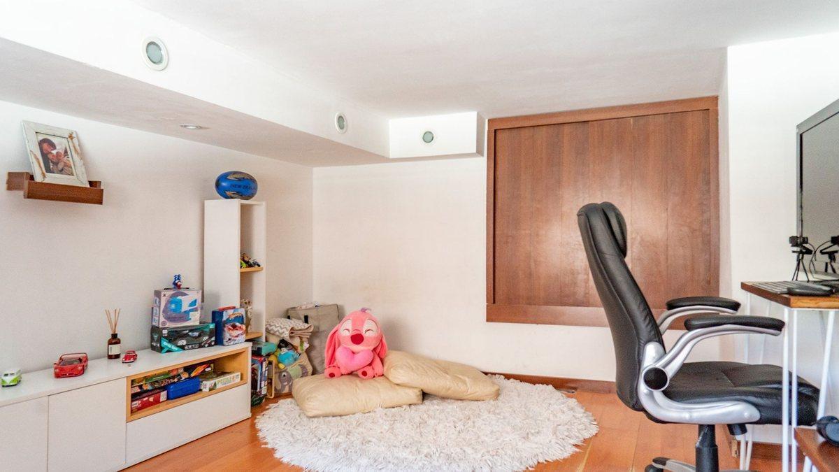 Foto de CASA DE 3 DORMIS - EN VENTA - GALERIA Y JARDIN, imagen 5
