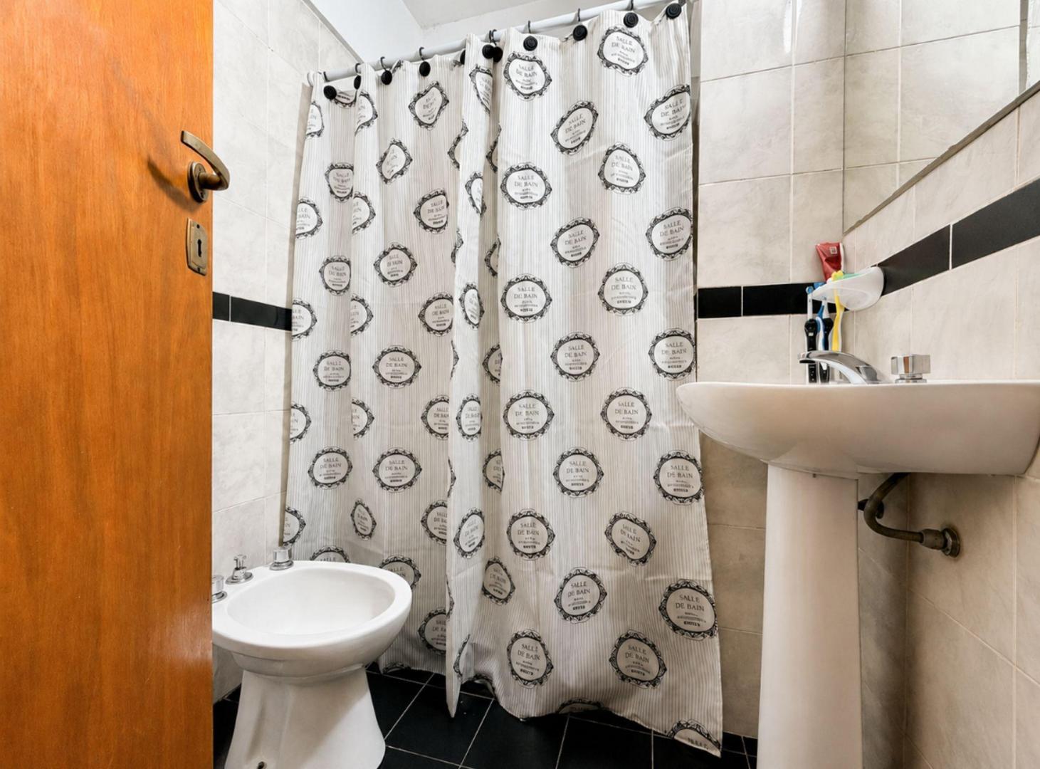 Foto de VENTA DEPARTAMENTO EN BARRIO ECHESORTU !, imagen 4