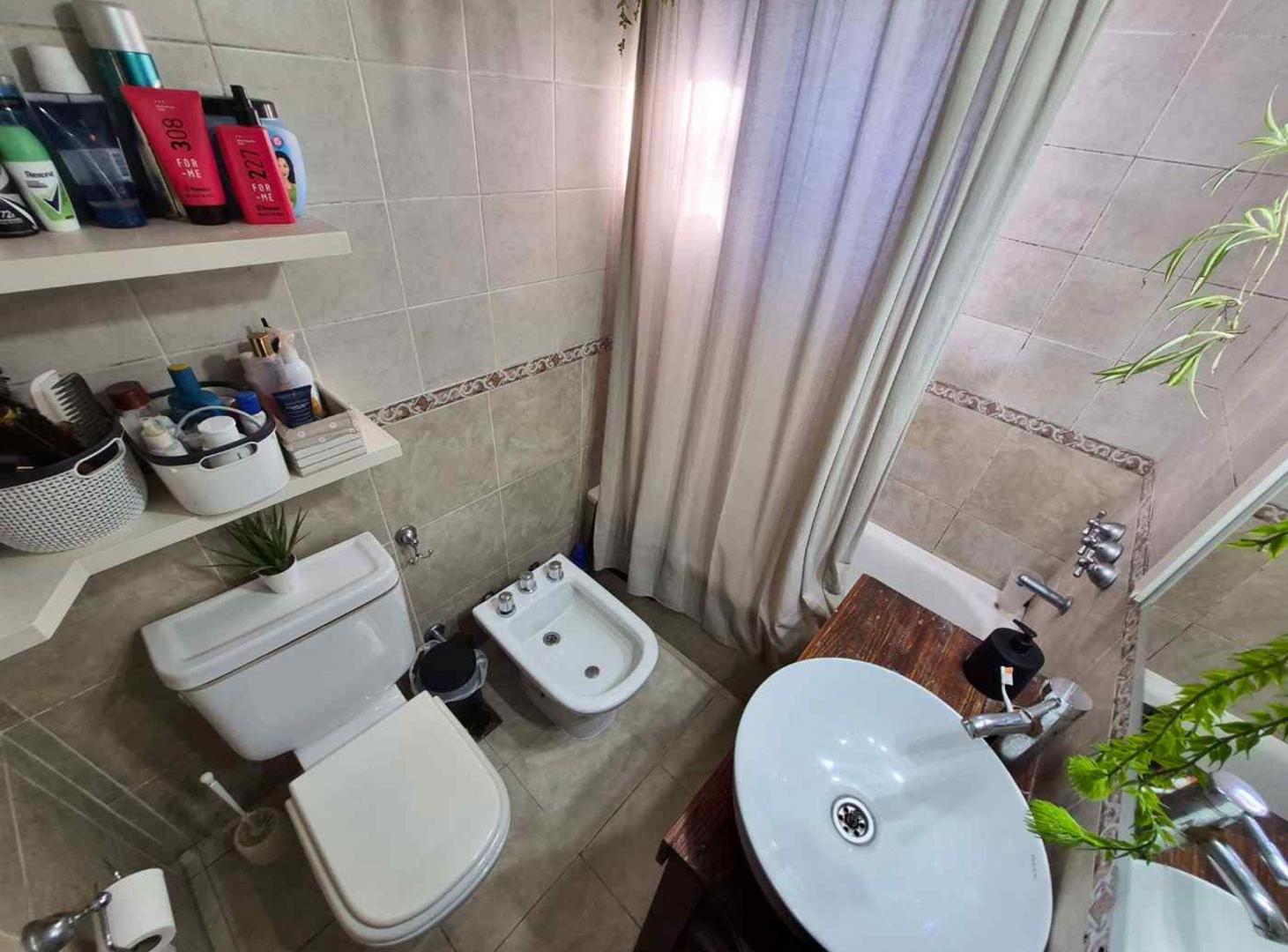 Foto de VENTA DE DTO DE PASILLO 2 DORMIT CON DOS PATIOS, imagen 5