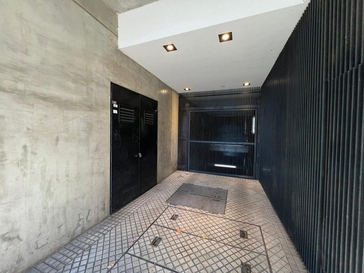 Foto de COCHERA VENTA CORDOBA Y AVELLANEDA, imagen 5