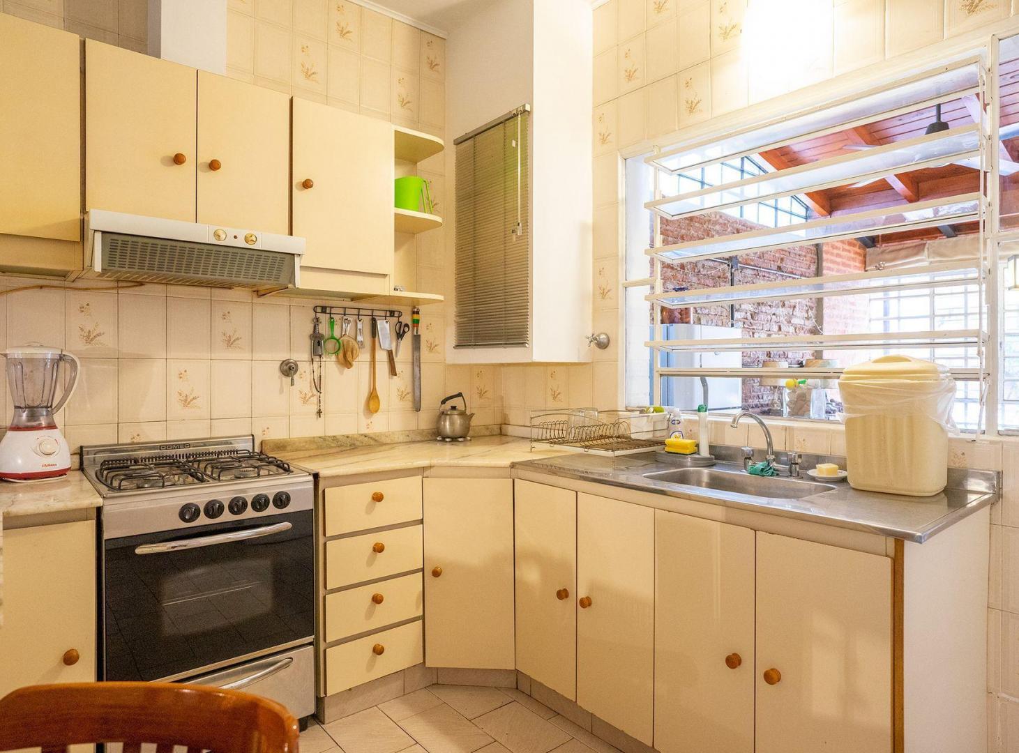 Foto de VENTA CASA 4 DORMITORIOS LA SEXTA, imagen 5