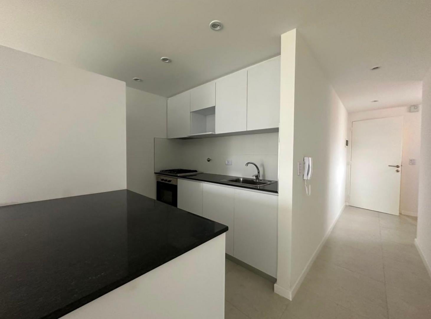 Foto de VENTA DEPARTAMENTO 2 DORMITORIOS C/BALCON, imagen 5