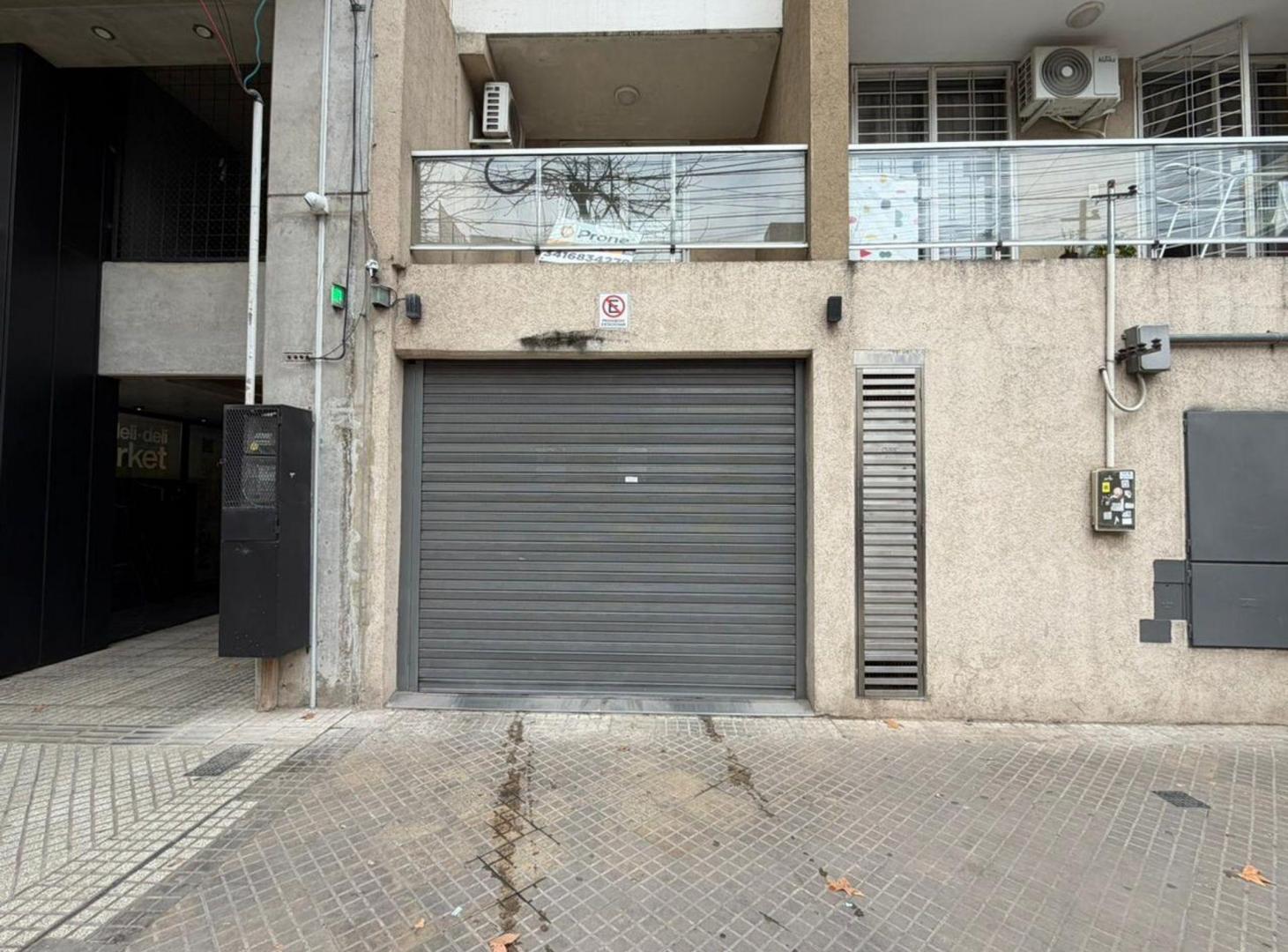 Foto de VENTA COCHERA CUBIERTA BARRIO LOURDES, imagen 1