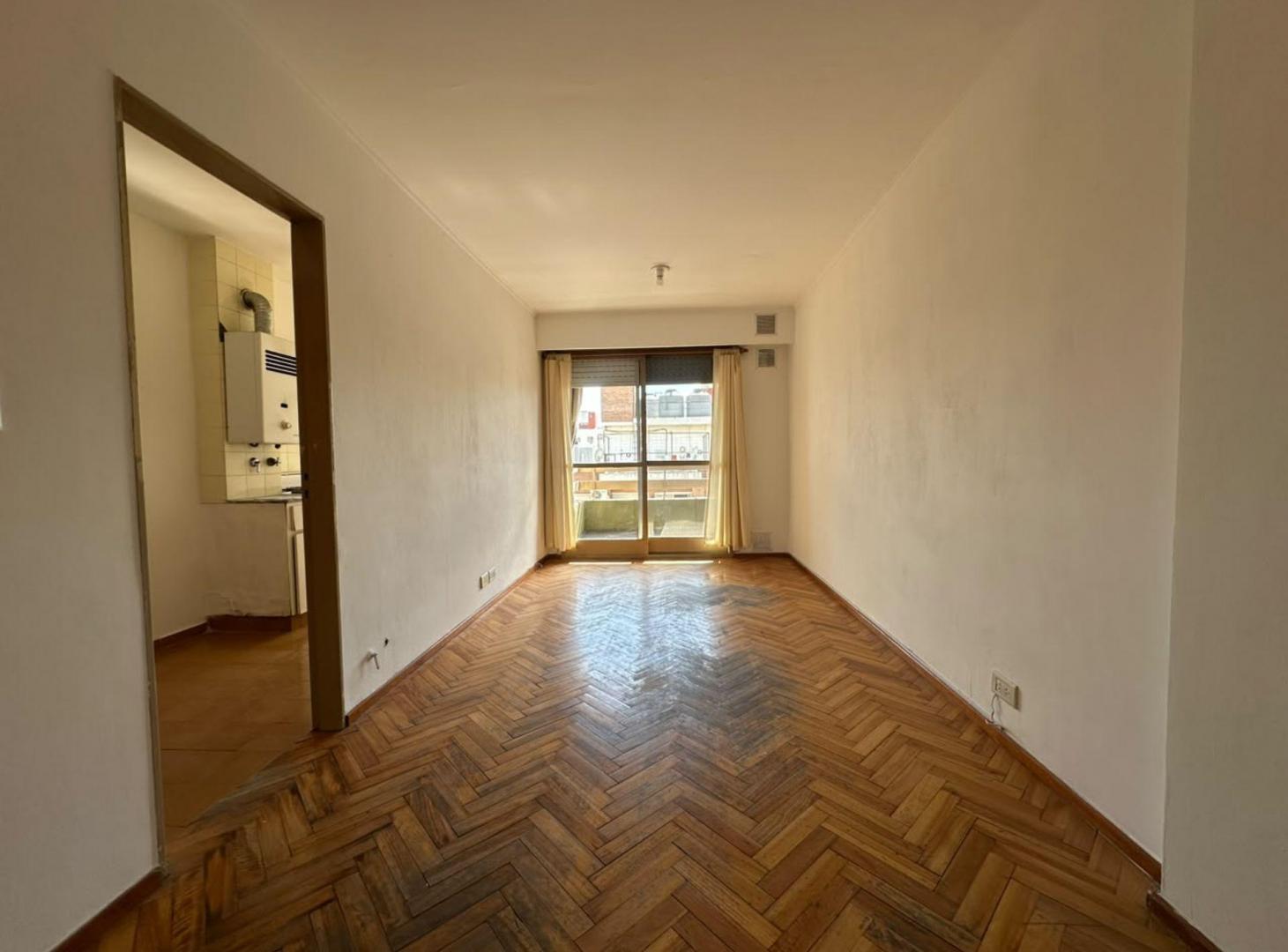 Foto de Venta Departamento de 1 dormitorio c/balcon, imagen 2