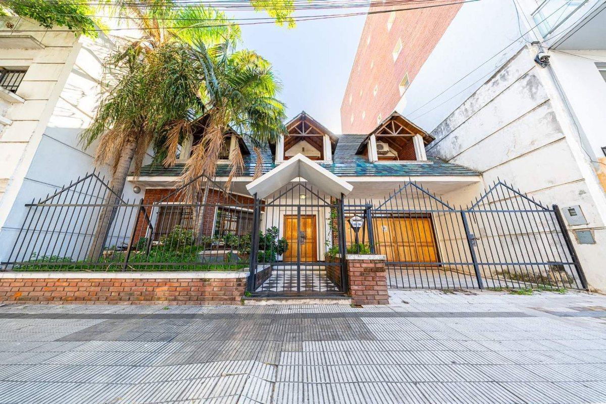 Foto de TERRENO EN VENTA APTO CONSTRUCTORA. PB + 6 PISOS, imagen 1