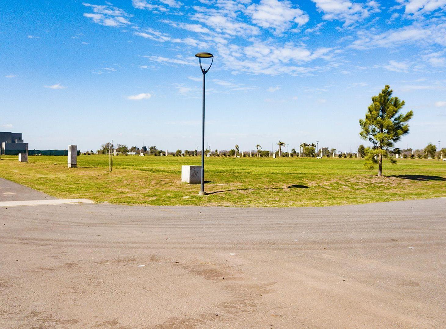 Foto de VENTA LOTE 1020 VIDA LAGOON CERCA INGRESO-PERMUTA, imagen 5