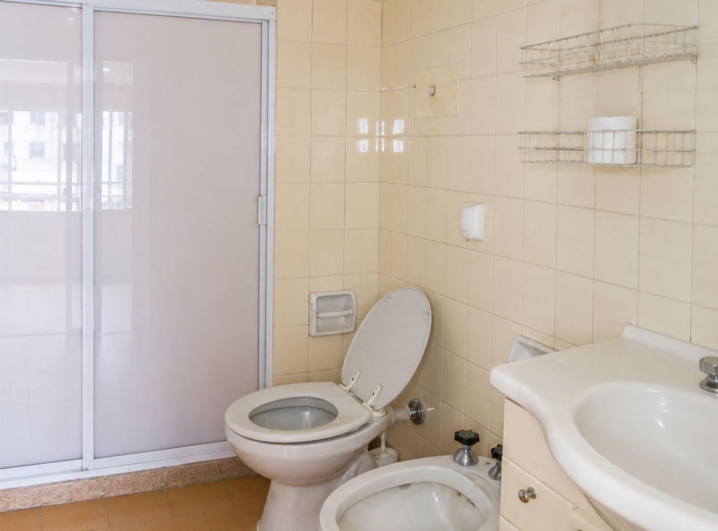 Foto de VENTA DEPARTAMENTO 1 DORMITORIO CON BALCÓN CENTRO, imagen 5