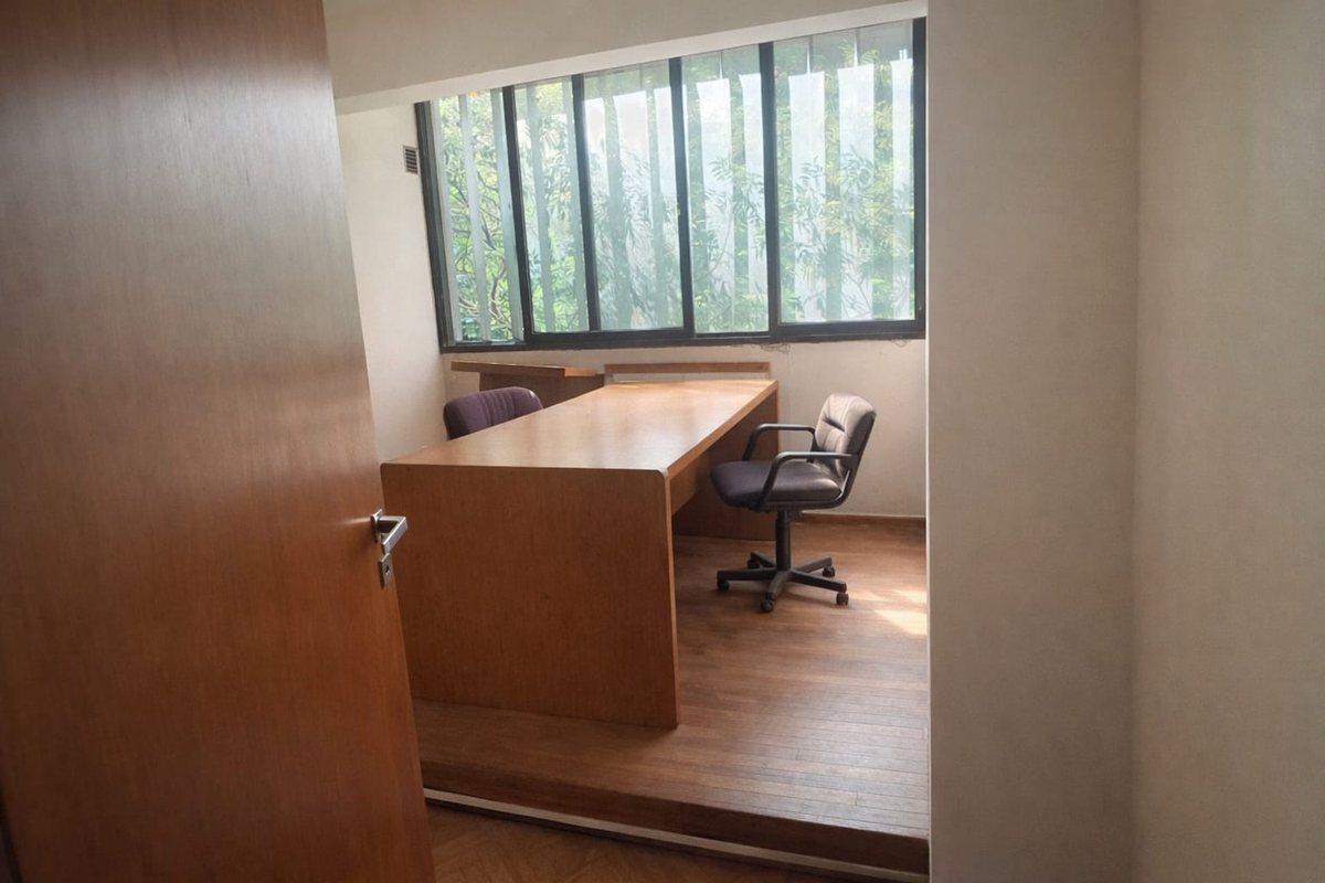 Foto de DOS OFICINAS MÁS COCHERA EN VENTA. OPORTUNIDAD, imagen 2