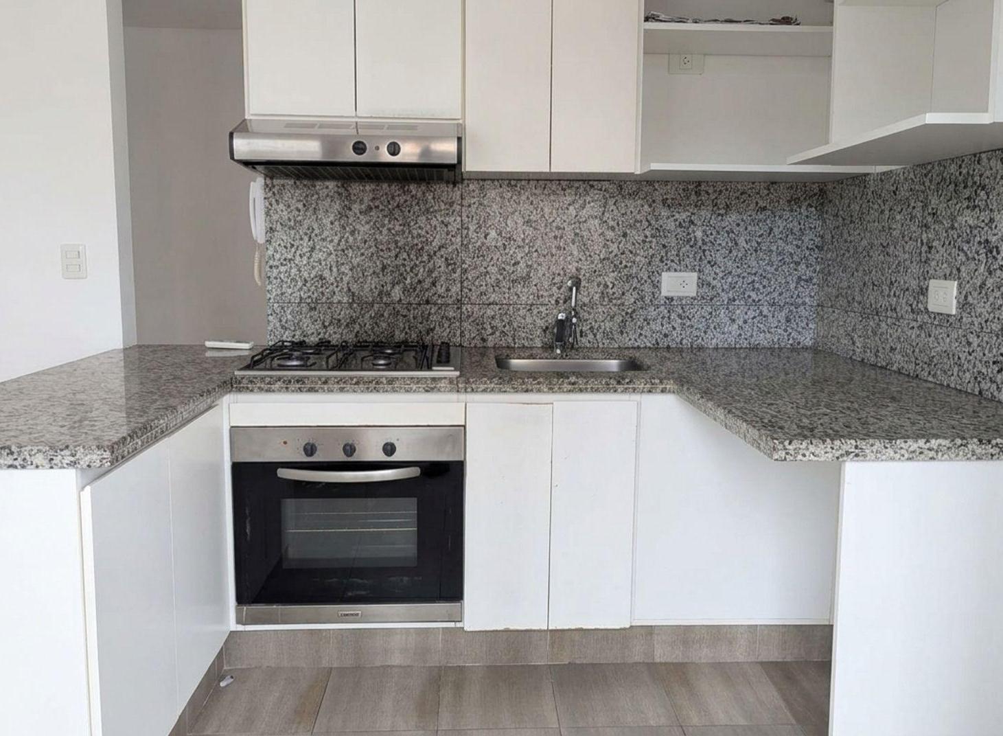 Foto de MONOAMBIENTE EN VENTA - EXCELENTE ZONA, imagen 3