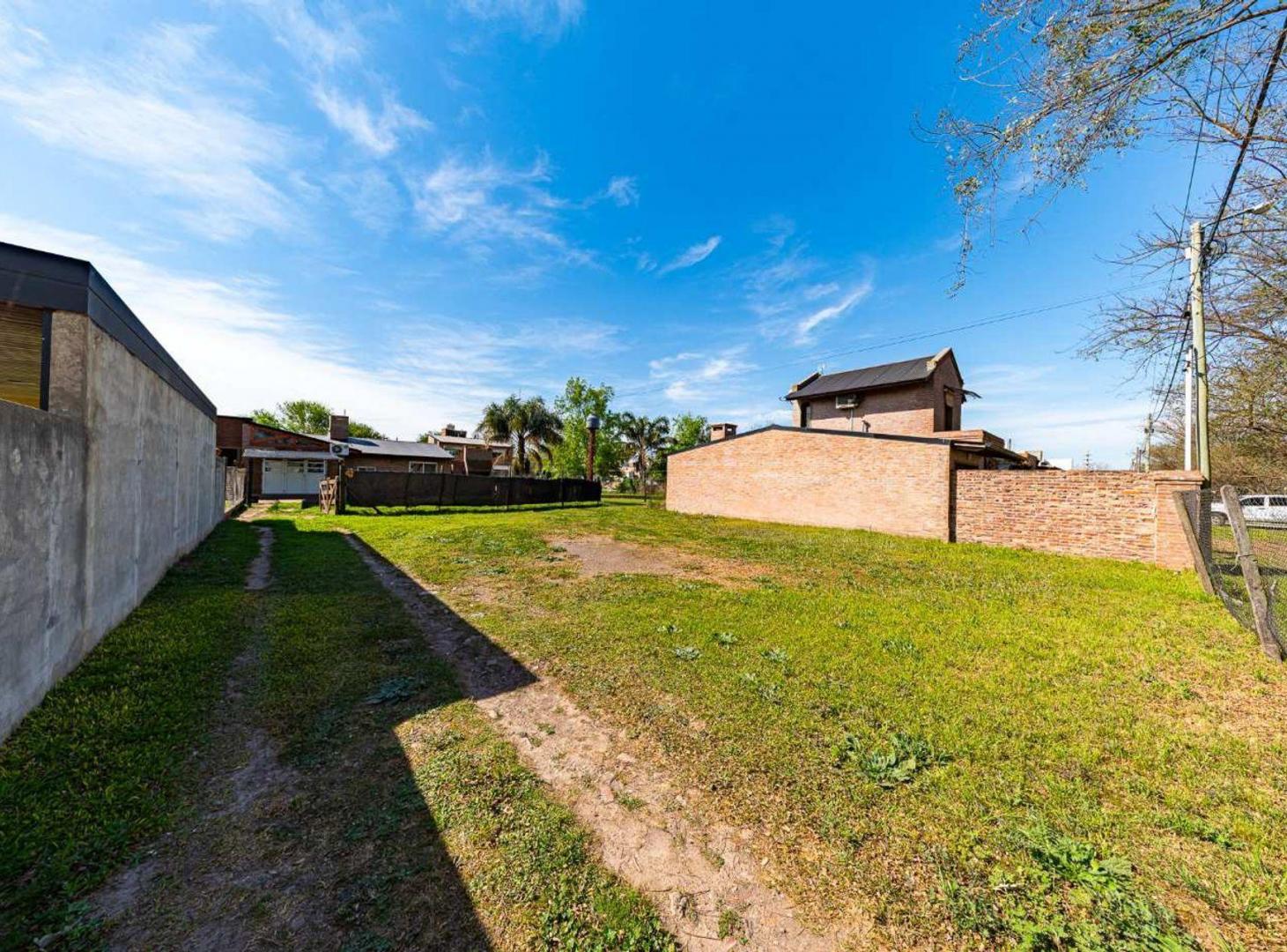 Foto de VENTA CASA LOTE COMERCIAL FUNES CITY 550M2, imagen 4