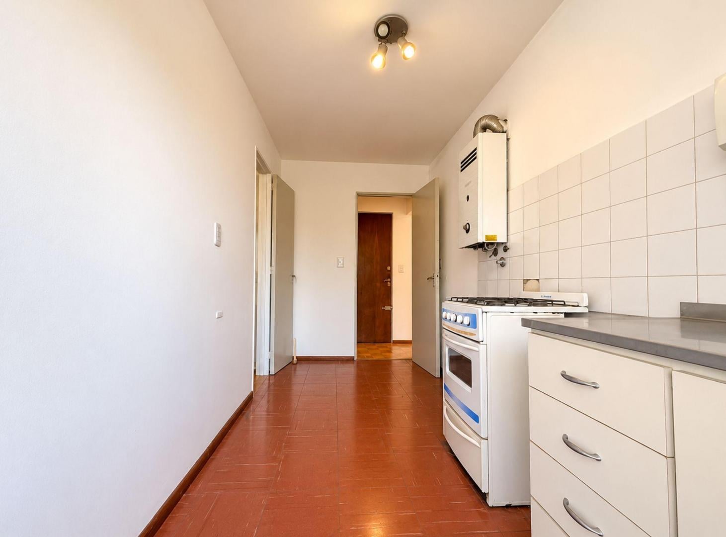 Foto de VENTA DEPARTAMENTO 3 DORMTIORIOS+COMODIN | CENTRO, imagen 1