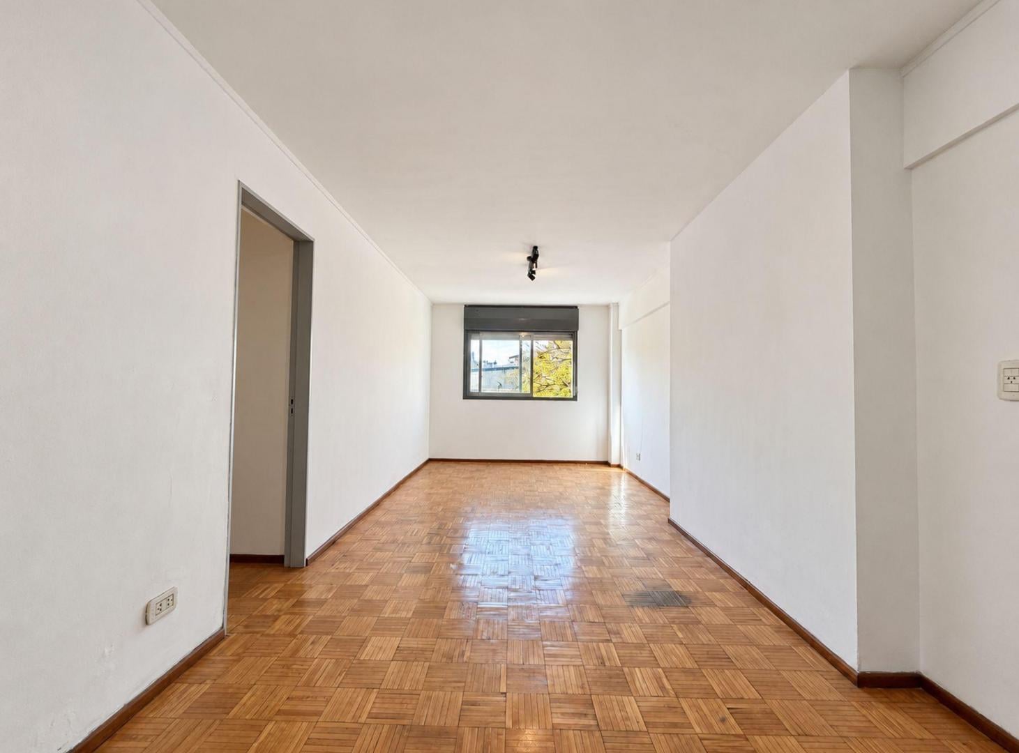 Foto de VENTA DEPARTAMENTO 3 DORMTIORIOS+COMODIN | CENTRO, imagen 2