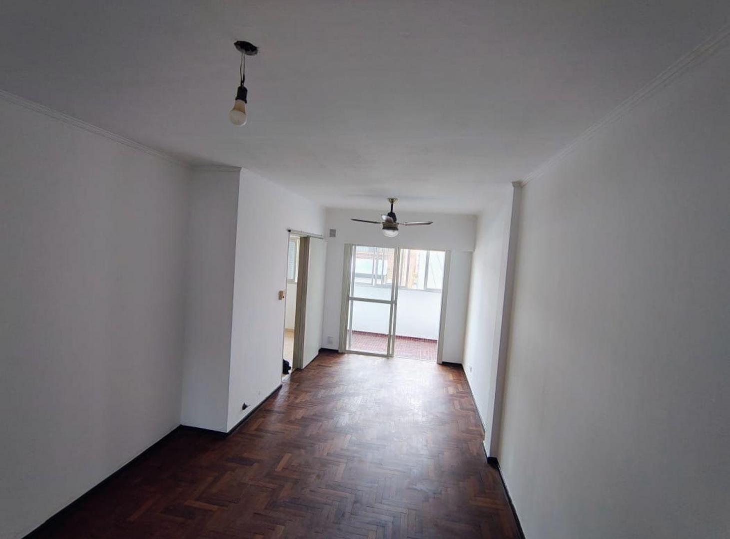 Foto de Departamento en alquiler dos dormitorios. Centro, imagen 2