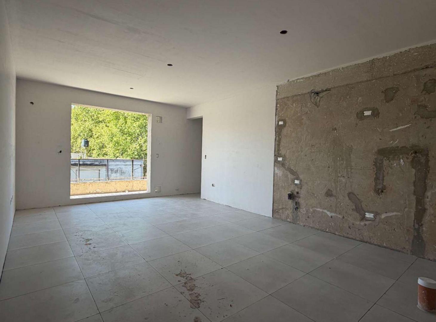 Foto de DEPARTAMENTO 1 DORMI CON BALCON AL FRENTE - VENTA, imagen 1