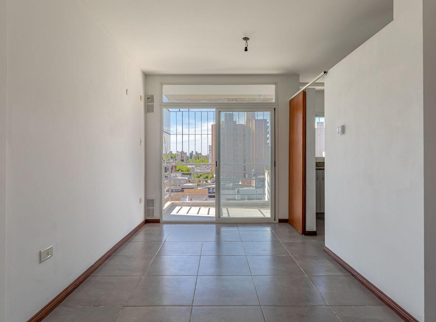 Foto de VENTA DEPARTAMENTO 1 DORMITORIO ECHESORTU, imagen 5