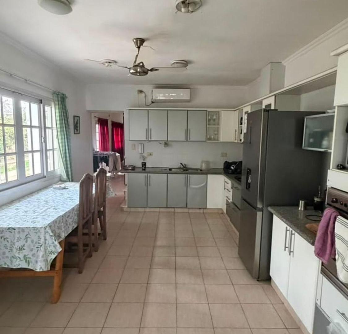 Foto de Venta Excepcional Casa Con Patio Las Parejas, imagen 4