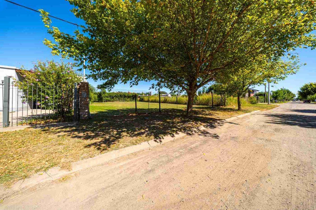 Foto de VENTA LOTE ACEQUIAS ROLDAN 585 M2 LOTE 540, imagen 3