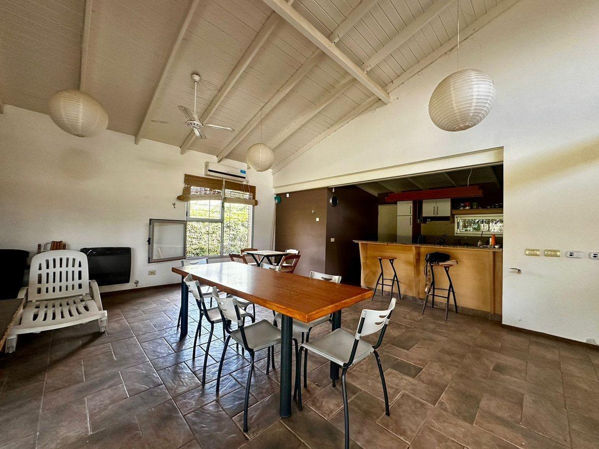 Foto de VENTA ! CASA EN FUNES 3 DORMITORIOS - OPORTUNIDAD!, imagen 4