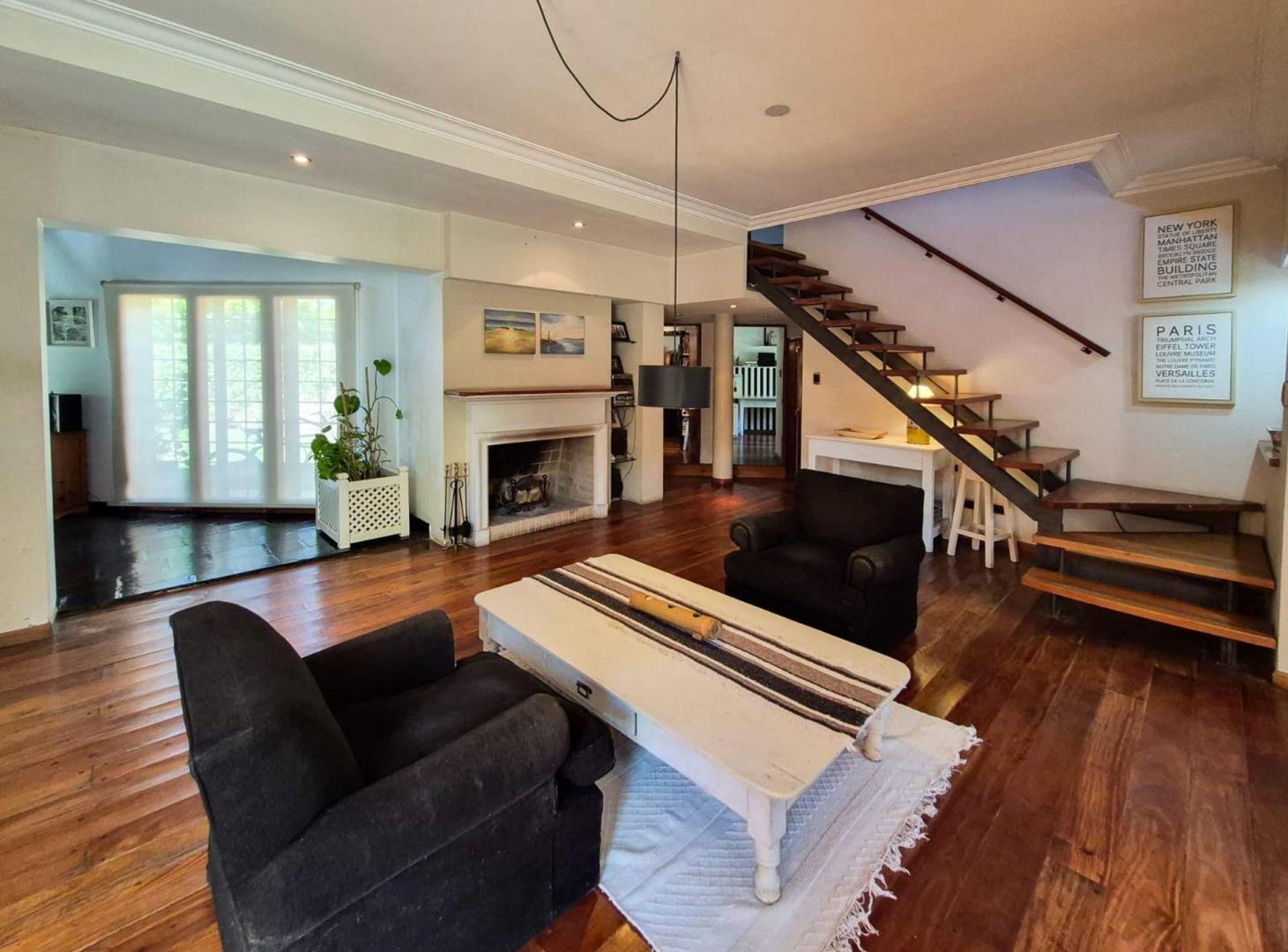 Foto de Casa de 4 dormitorios, pileta y garage . Fisherton, imagen 3
