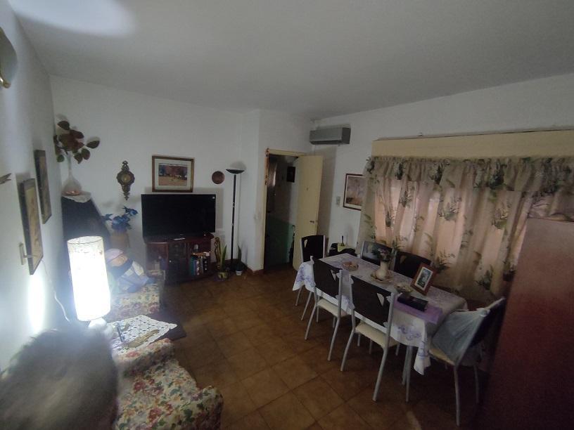Foto de PH 1ER PISO 3 AMBIENTES AL FRENTE CON PATIO, imagen 5