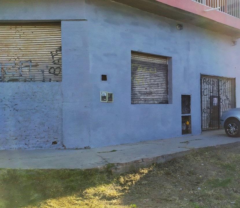 Excelente Local/deposito en Esquina 85 m², 1