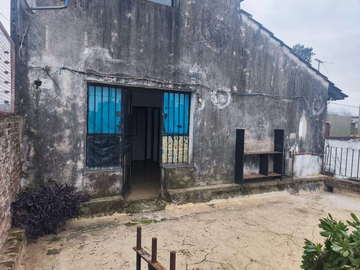 2 propiedades en venta con patio y garaje 8