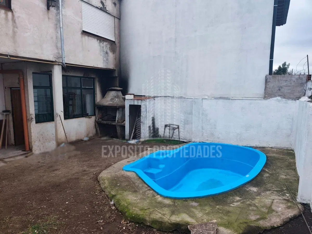 ALQUILER – PH 4 AMBIENTES CON COCHERA, PATIO, PILETA, TERRAZA Y GALPÓN 2
