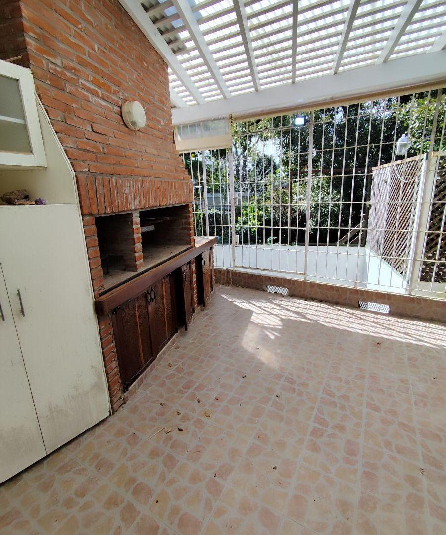Foto de PH 4 ambientes - Barrio Norte - Villa Gesell - Alquiler Temporada, imagen 2