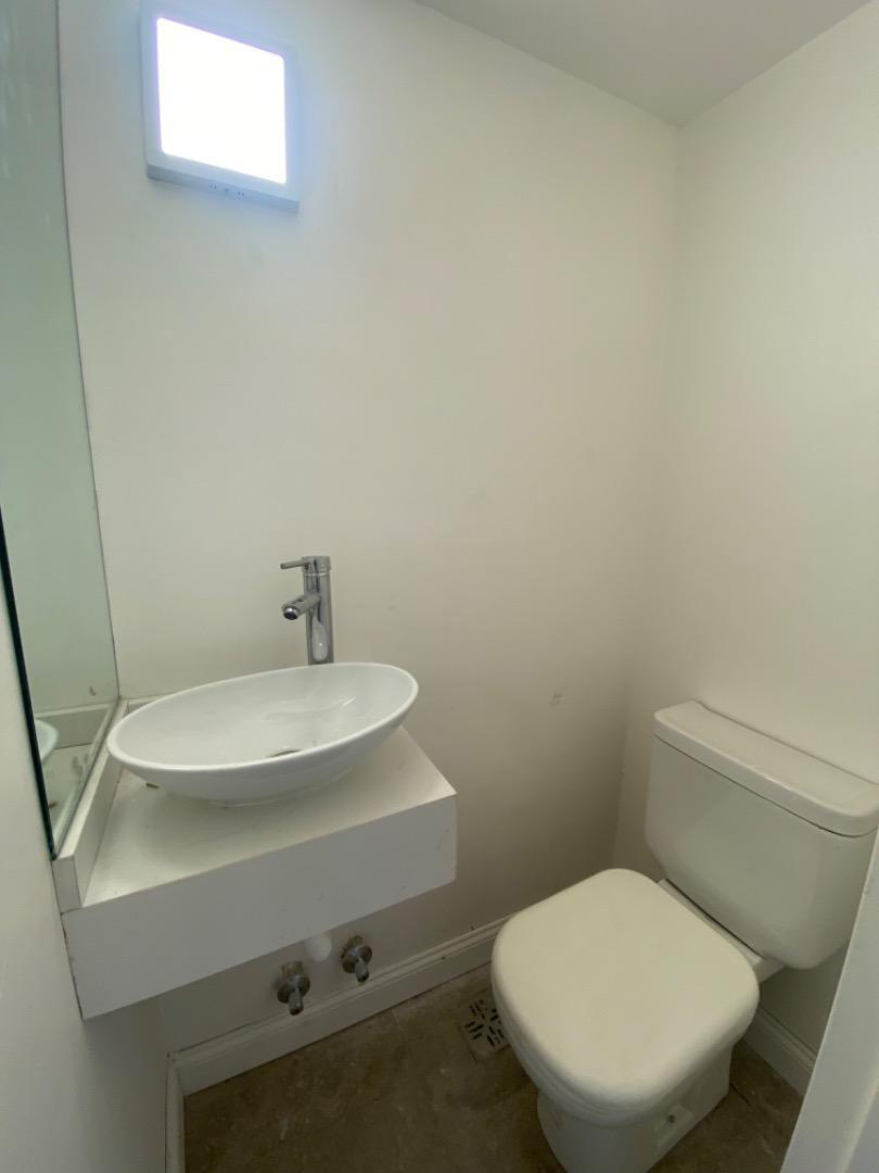Excelente 5 Ambientes con Cochera - Edificio con Amenities. 2