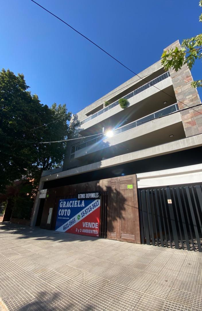 Monoambiente en Pb Al Frente con Patio Semicubierto. 3